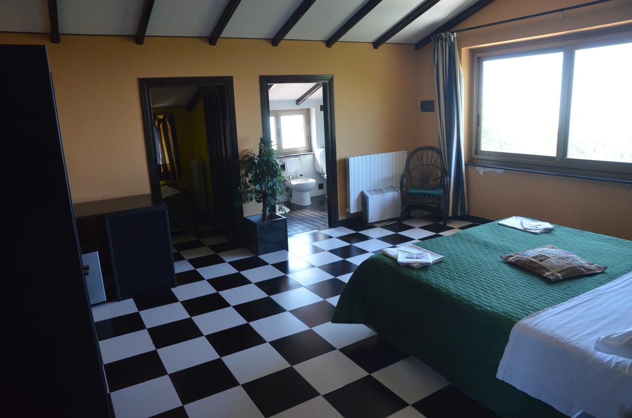 La Nuova Quercia Hotel Belpasso Bagian luar foto